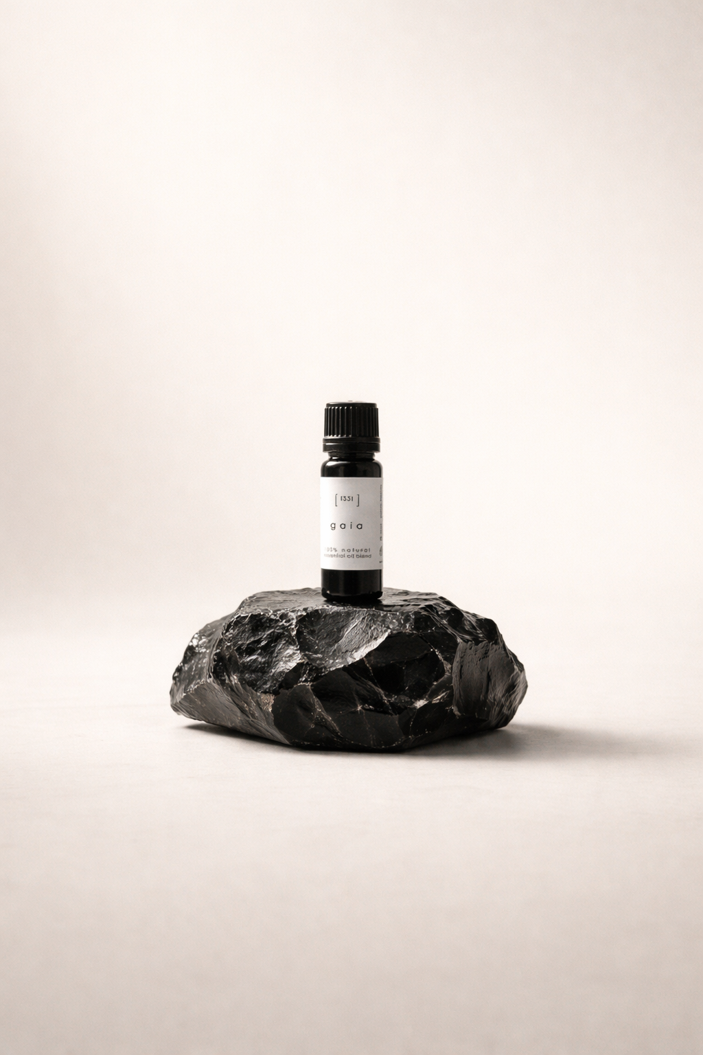1331 "gaia" natural essential oil blend bottle