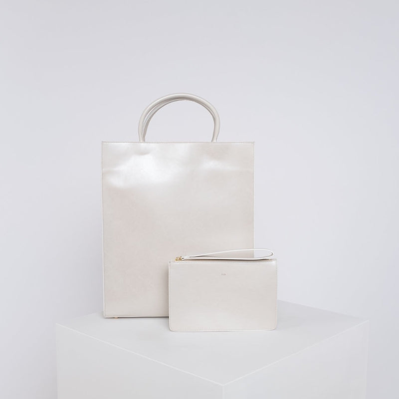 Luca - pearl white