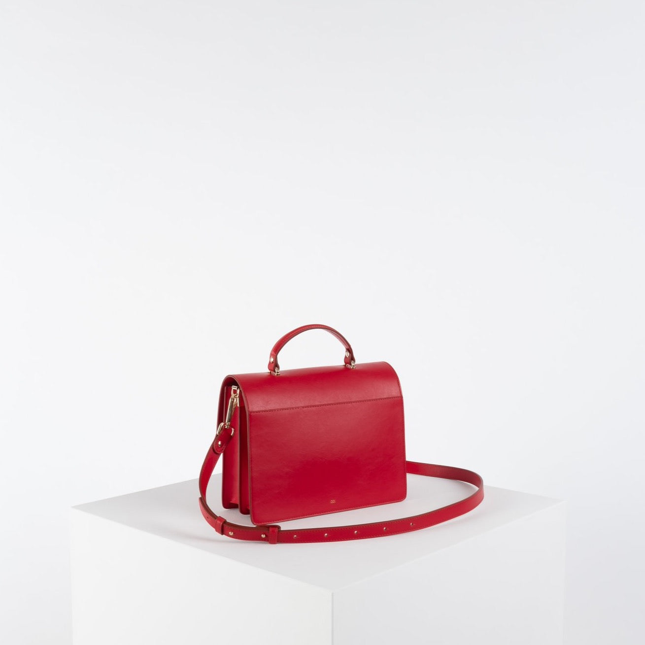 Ella - red