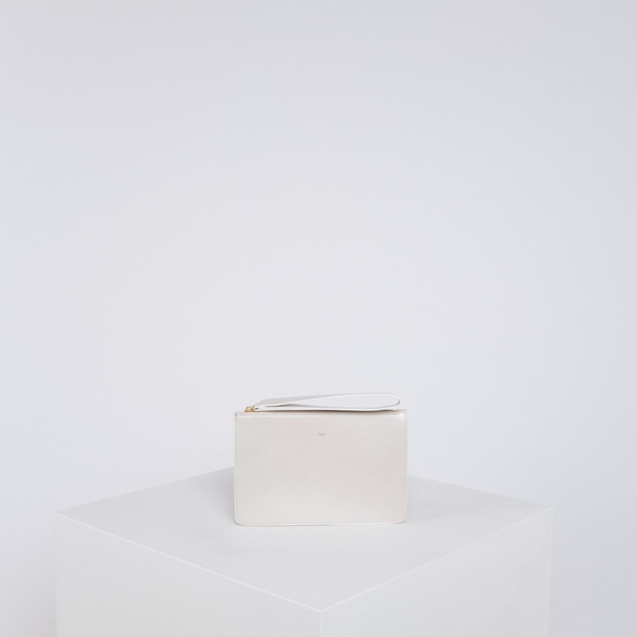 Envelope - pearl white