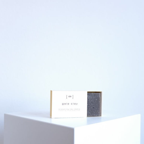 GAIA CLAY -  botanical face & body wash