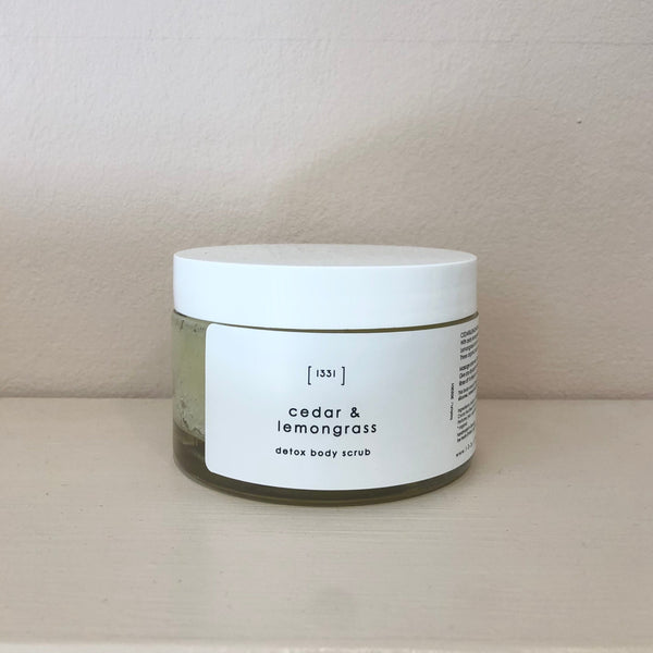 1331 lemongrass & cedar  detox body scrub peeling